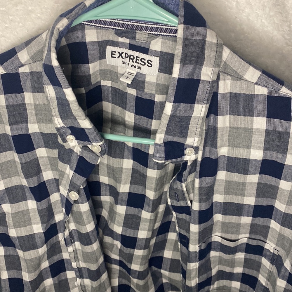 Men’s Express button up